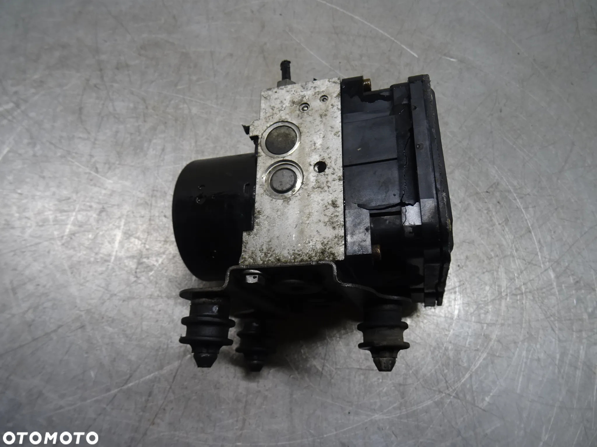 VW TRANSPORTER T5 1.9 TDI POMPA ABS 7H0907379R - 6