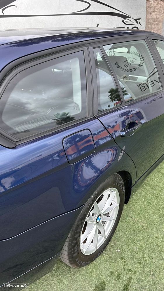 BMW 320 d Touring - 8