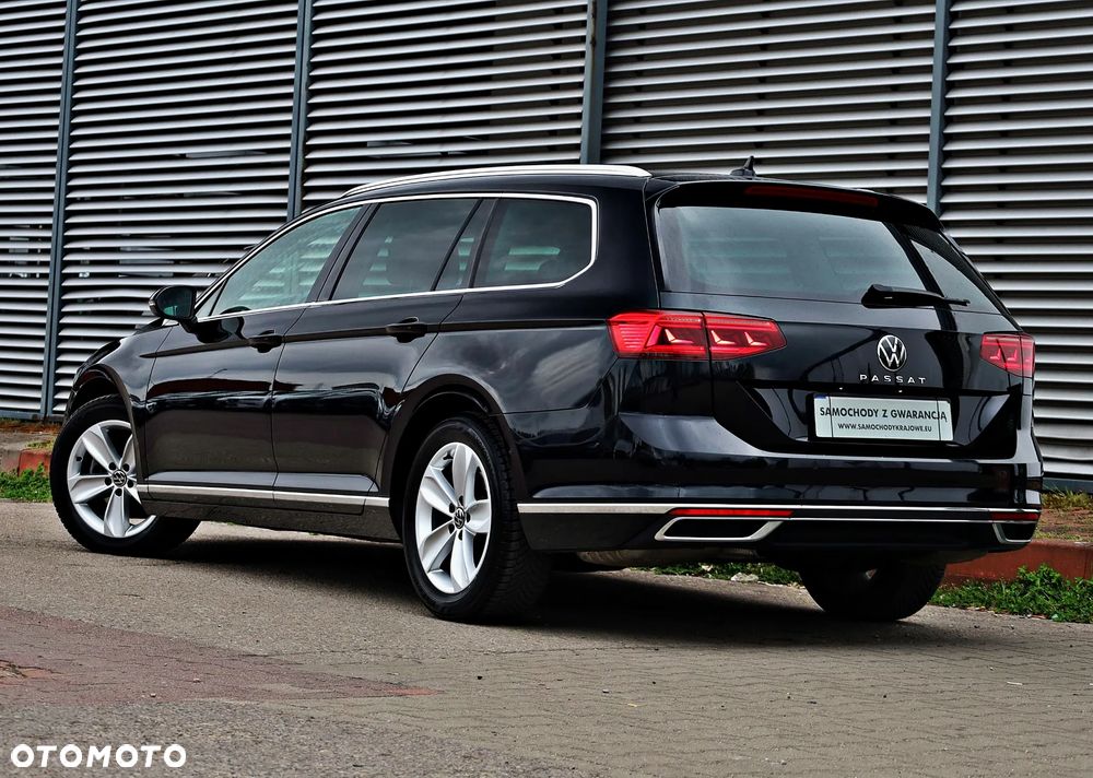 Volkswagen Passat Variant 2.0 TSI Elegance DSG - 5