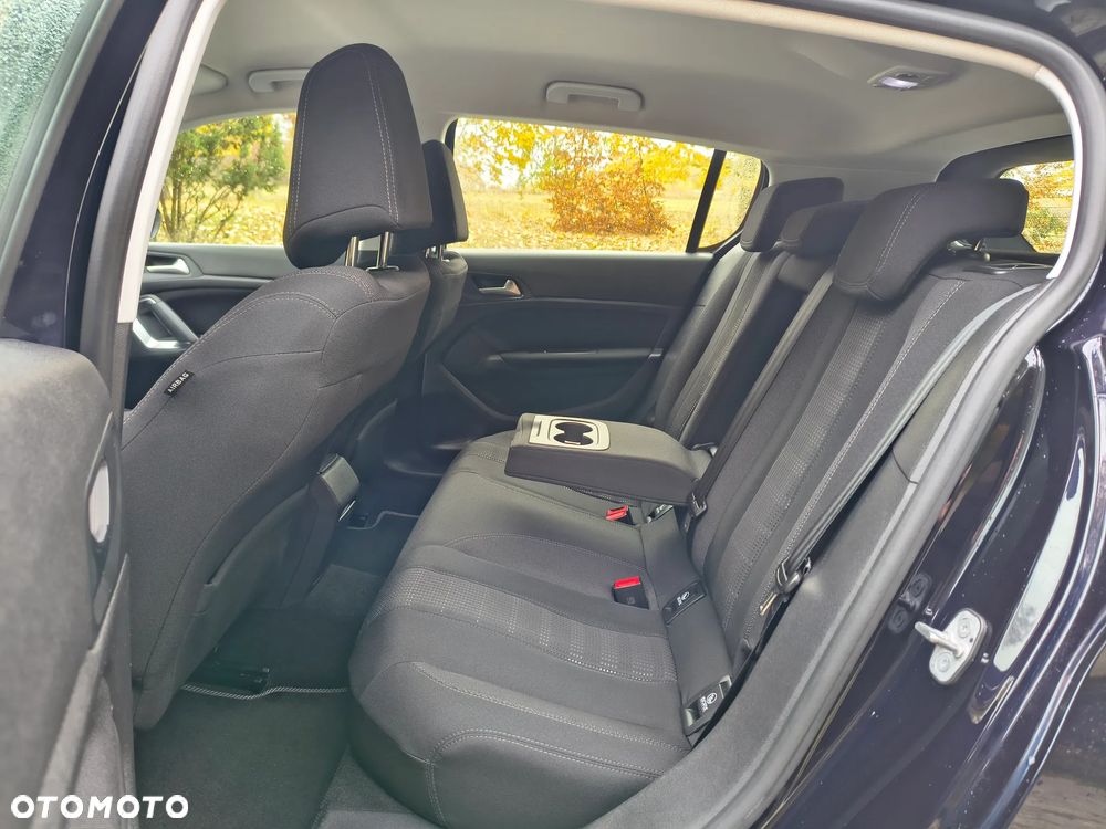 Peugeot 308 1.2 PureTech Allure S&S - 14