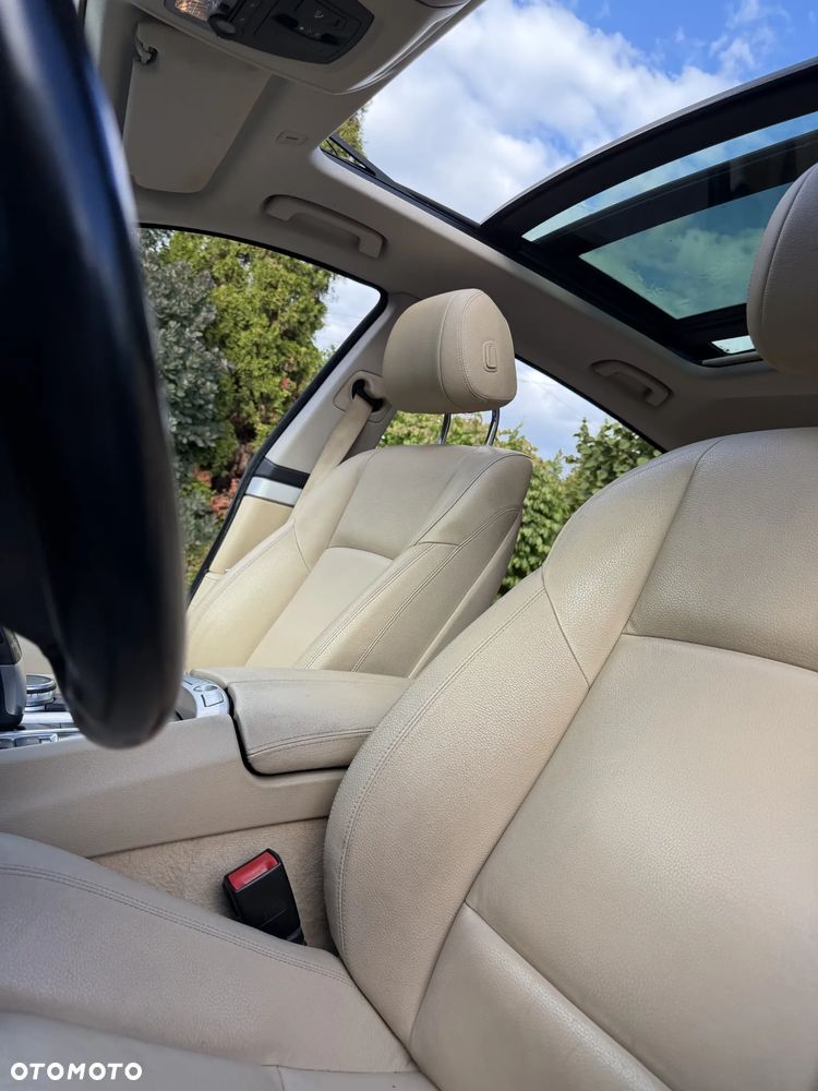 BMW 5GT 520d - 13