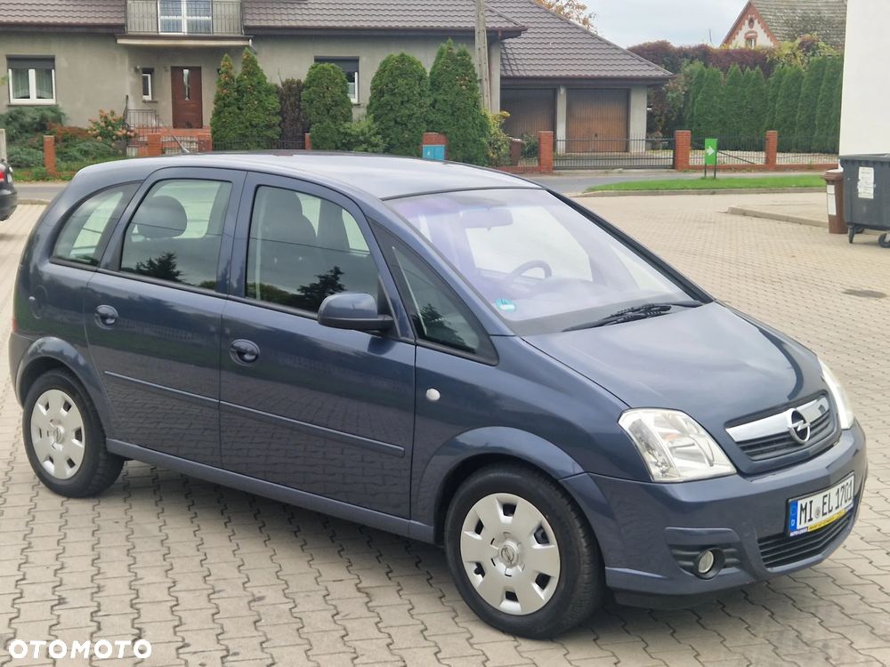Opel Meriva 1.6 16V Cosmo - 9