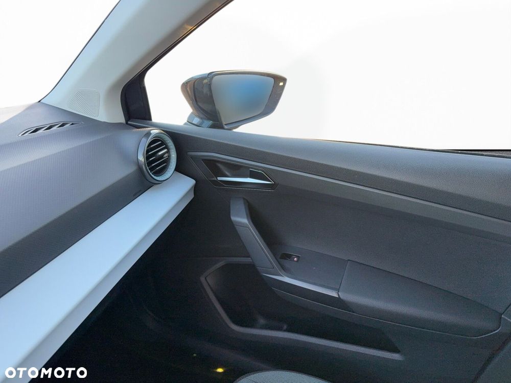 Seat Arona - 25