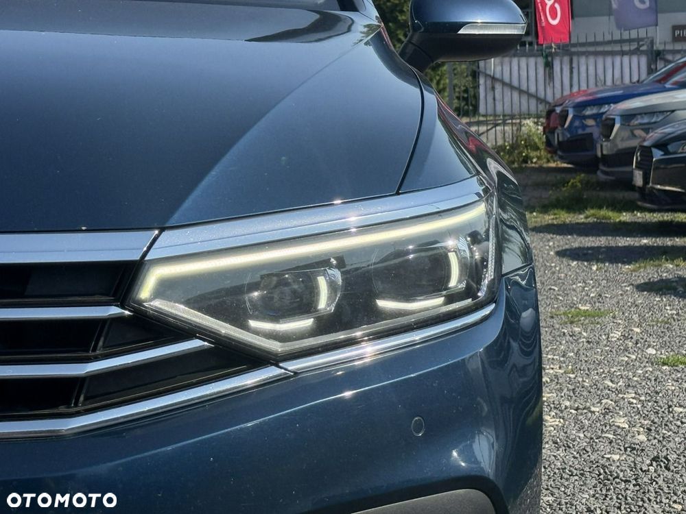 Volkswagen Passat 2.0 TDI Elegance DSG - 4