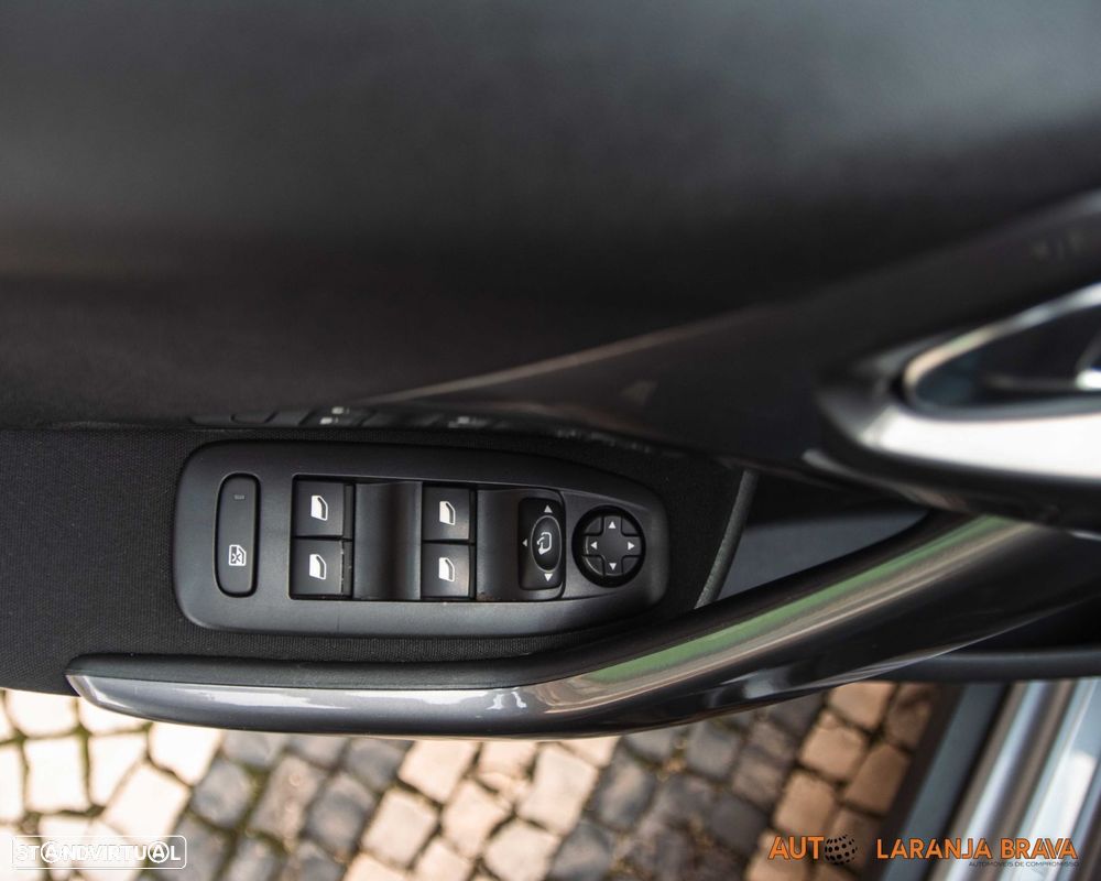 Peugeot 2008 1.2 PureTech Style - 26