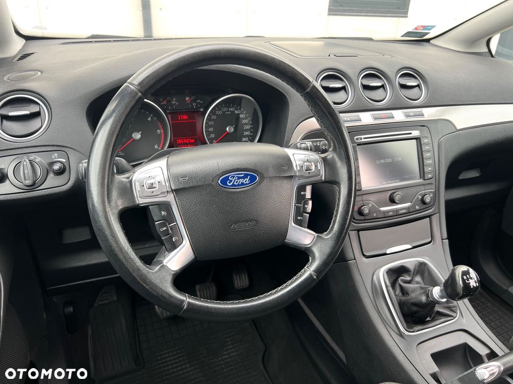 Ford S-Max - 18