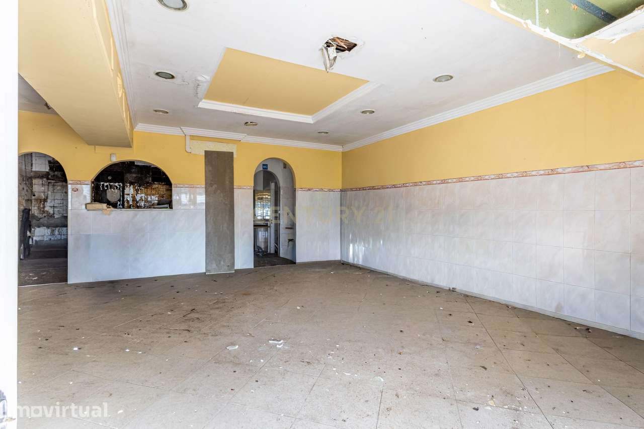 Prédio para Investimento | Comércio | Santa Clara, Lisboa - Grande imagem: 5/13