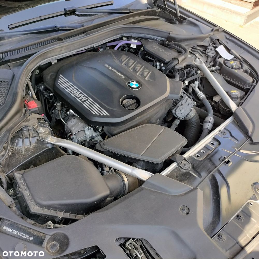 BMW Seria 5 520d xDrive Sport Line - 31