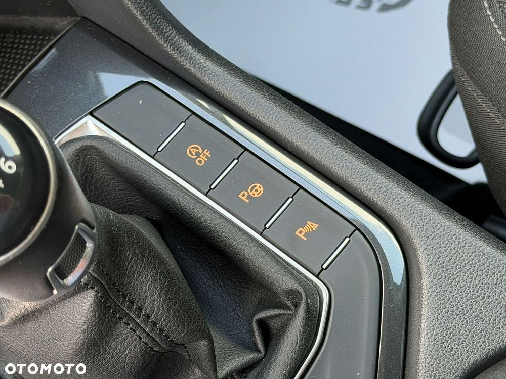 Volkswagen Tiguan 1.5 TSI EVO Comfortline - 9
