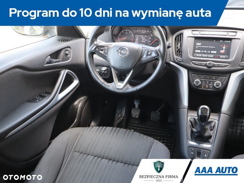 Opel Zafira - 9