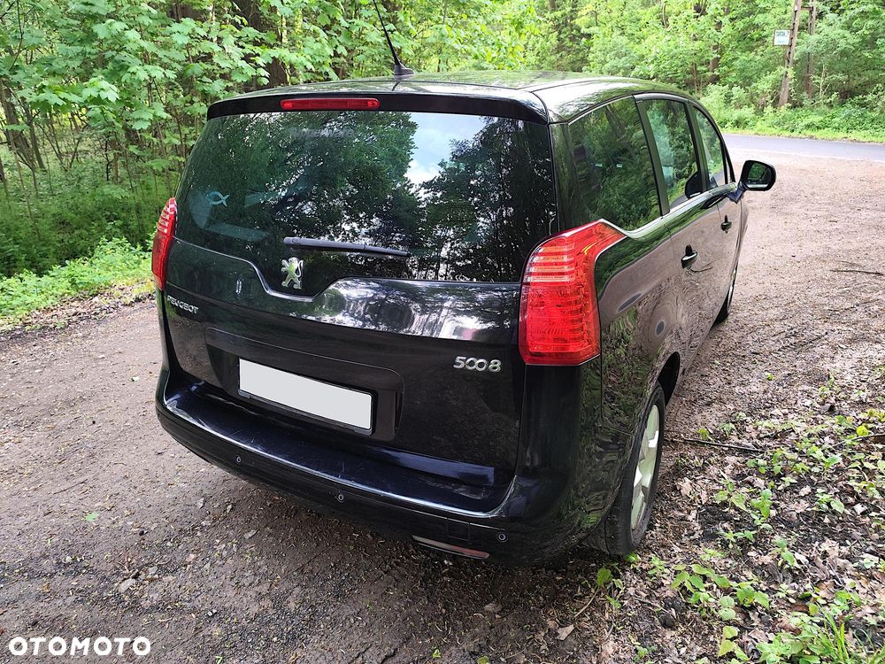 Peugeot 5008 HDI FAP 150 Family - 11