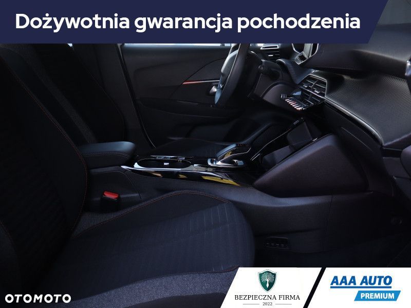 Peugeot 208 - 11