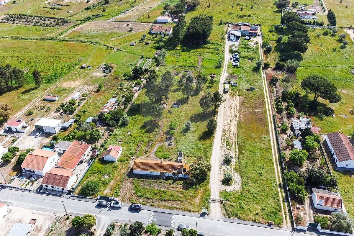 Moradia T1 para venda - Grande imagem: 2/10