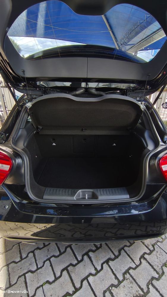 Mercedes-Benz A 200 d Activity Edition - 12