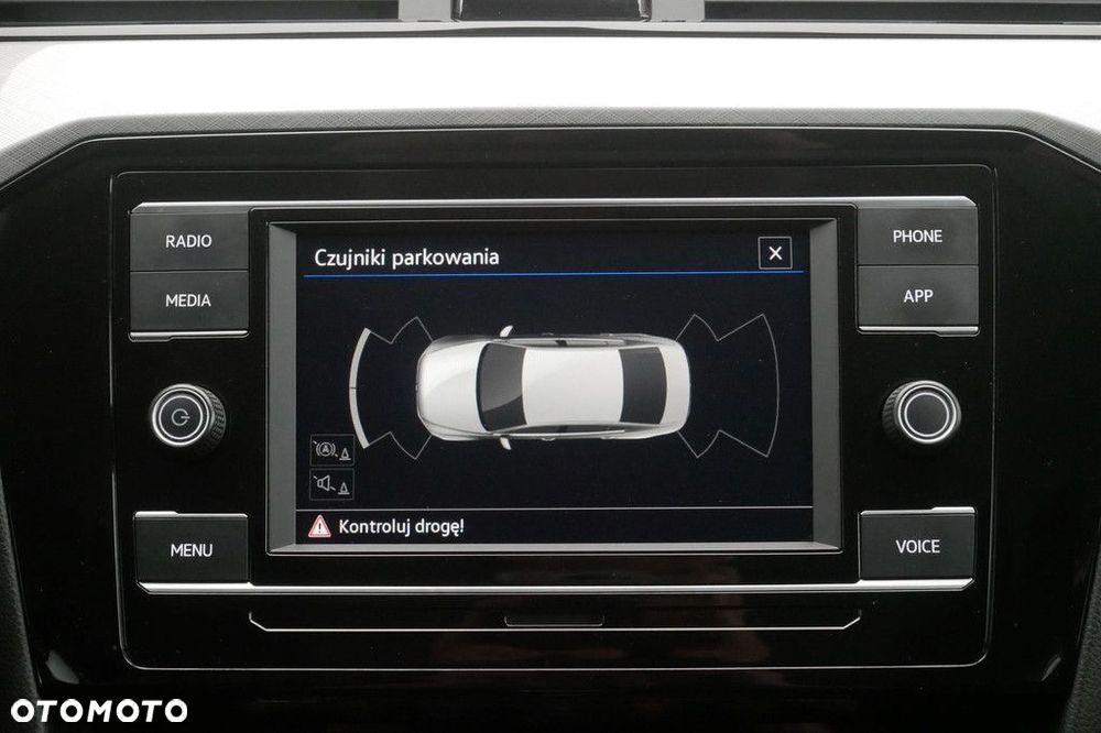 Volkswagen Passat 1.5 TSI EVO Business - 19