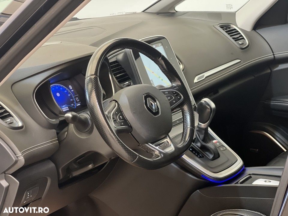 Renault Grand Scenic - 4