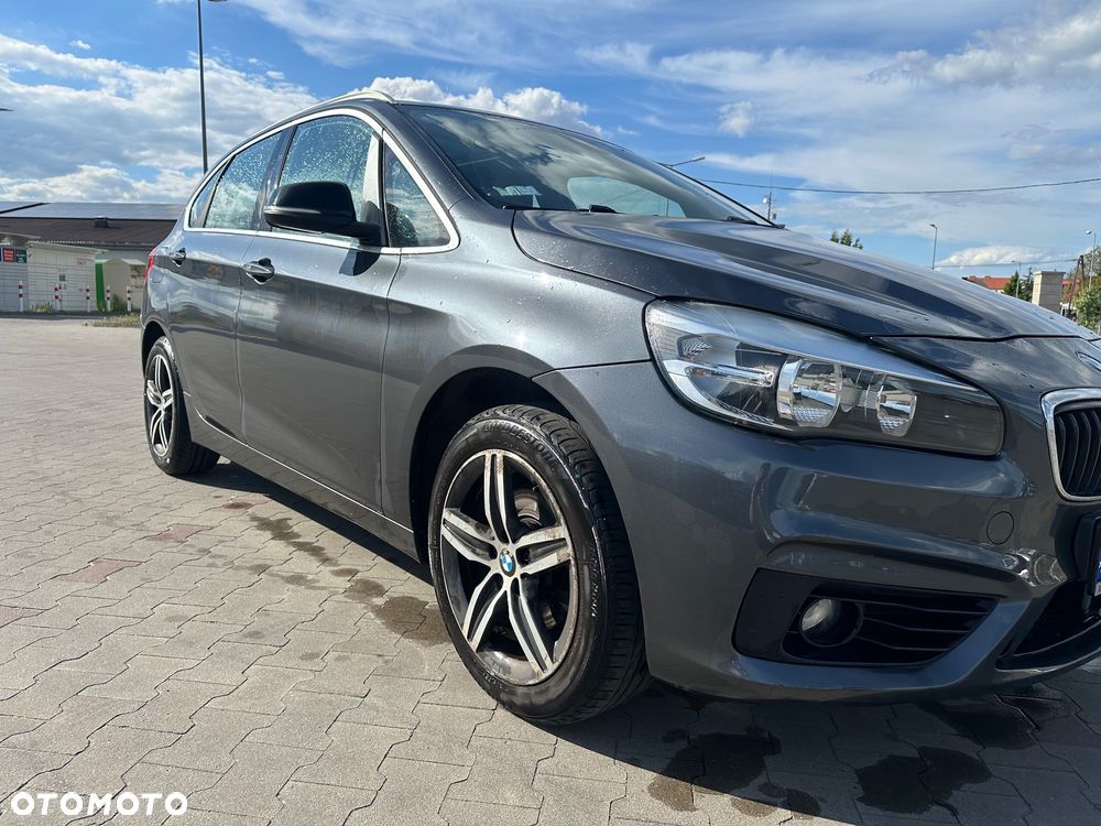 BMW Seria 2 218d Sport Line - 7