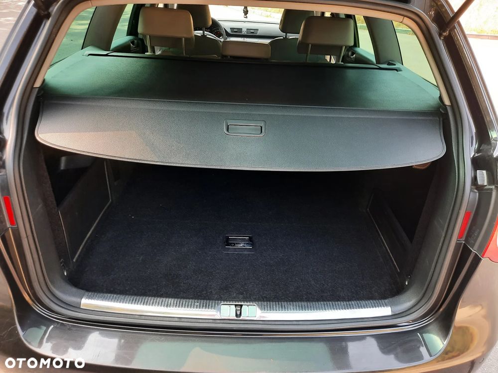 Volkswagen Passat 2.0 TDI DPF Highline - 20