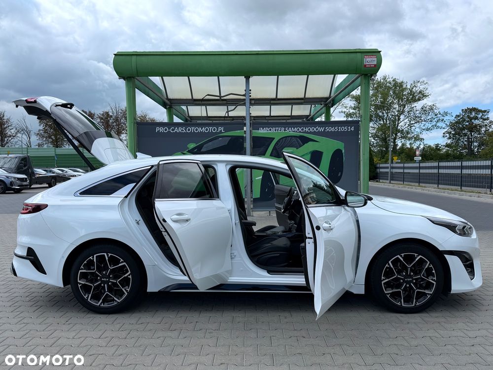 Kia ProCeed 1.5 T-GDI DCT7 OPF GT LINE - 19