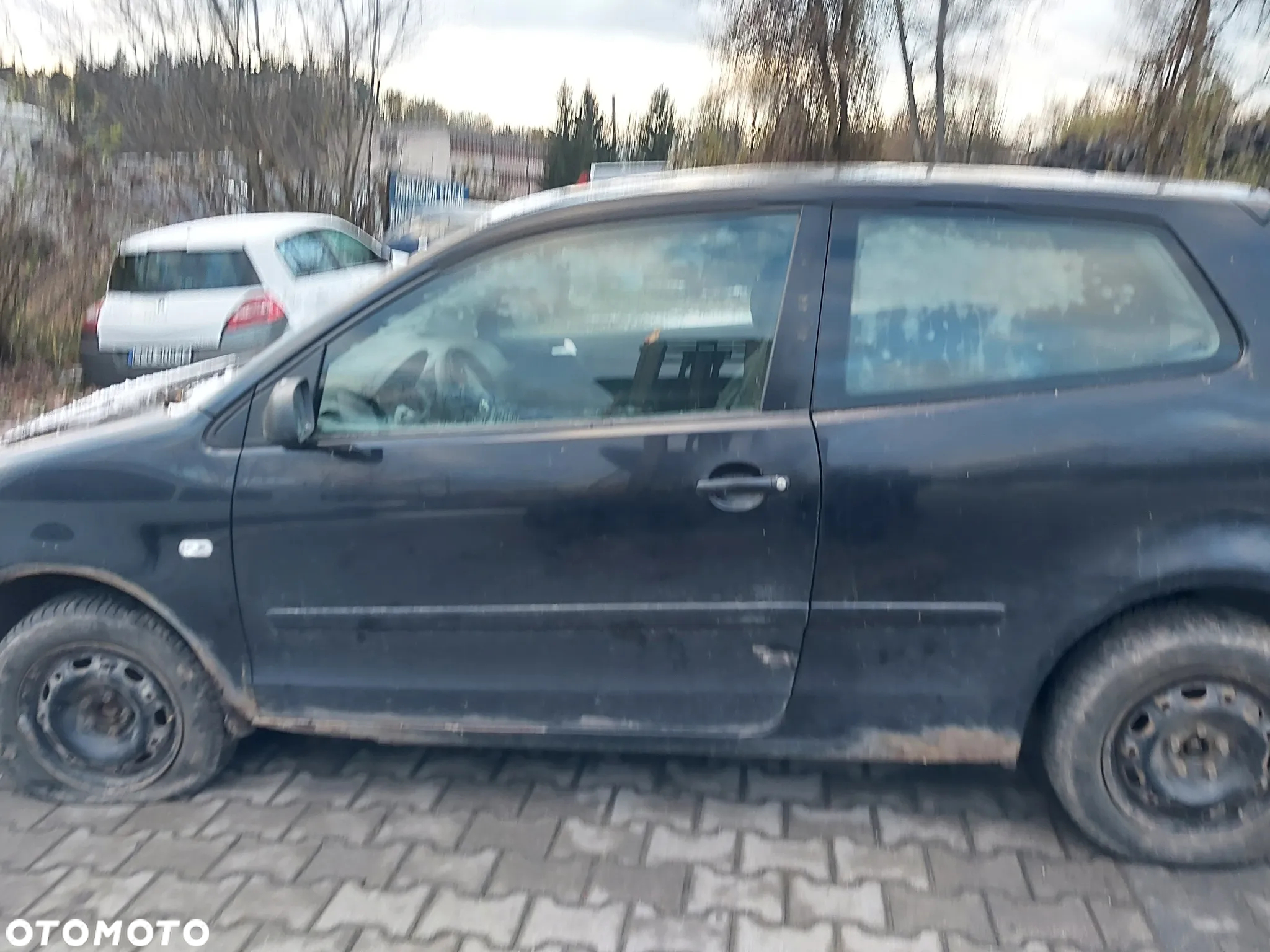 Volkswagen Polo IV 9N 3D silnik 1.9 SDI diesel 64 KM skrzynia GSA 5 biegów drzwi maska zderzak klapa błotnik belka fotele alternator koła felgi maglownica sprężarka klimatyzacji wtryski pompa  NA CZĘŚCI - 6