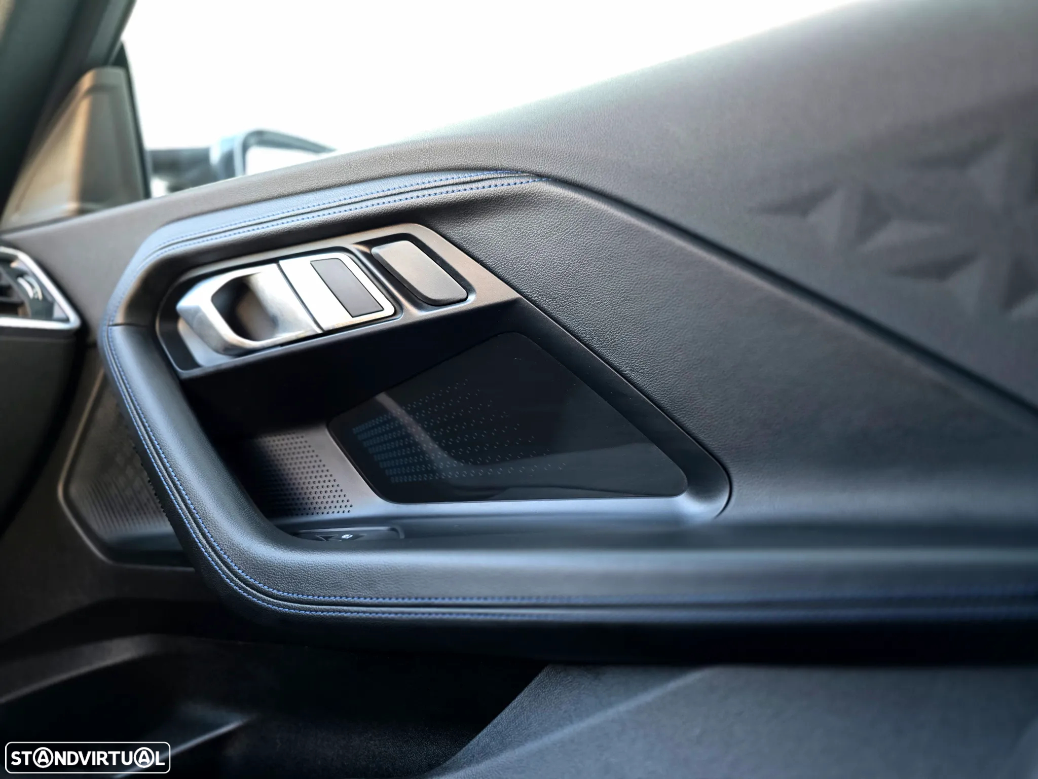 BMW 218 i Pack 50 anos M Auto - 29