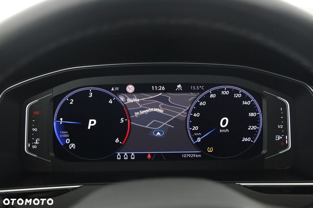 Volkswagen Passat - 15