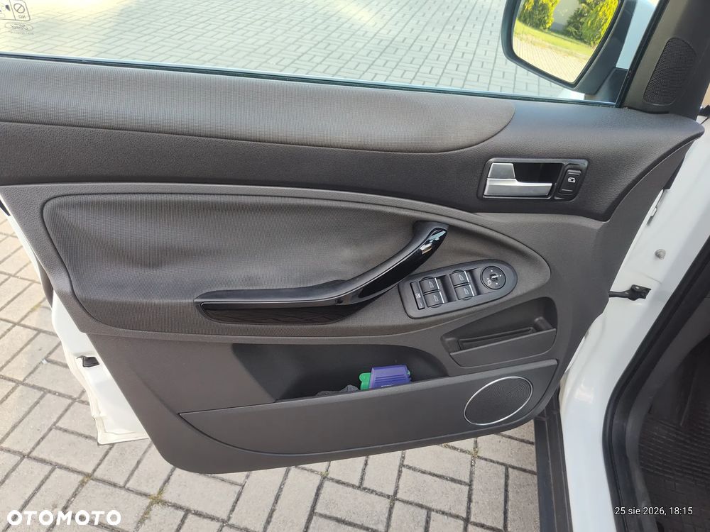 Ford Kuga 2.0 TDCi Titanium - 31