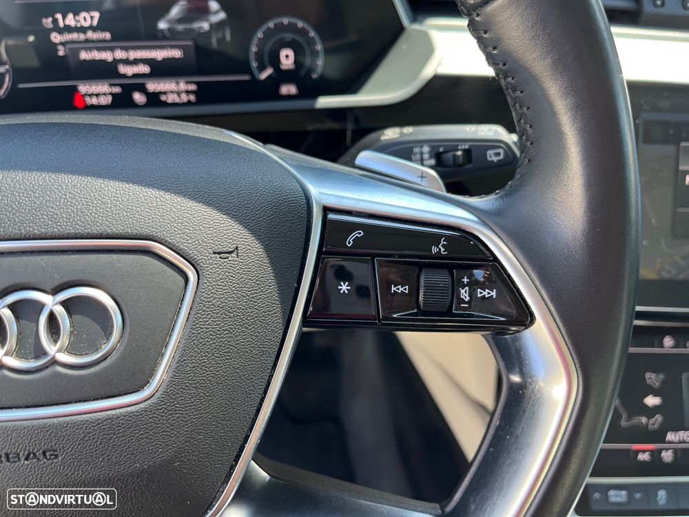 Audi e-tron 55 quattro - 28