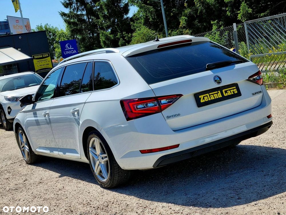 Skoda Superb 1.8 TSI Ambition DSG - 7