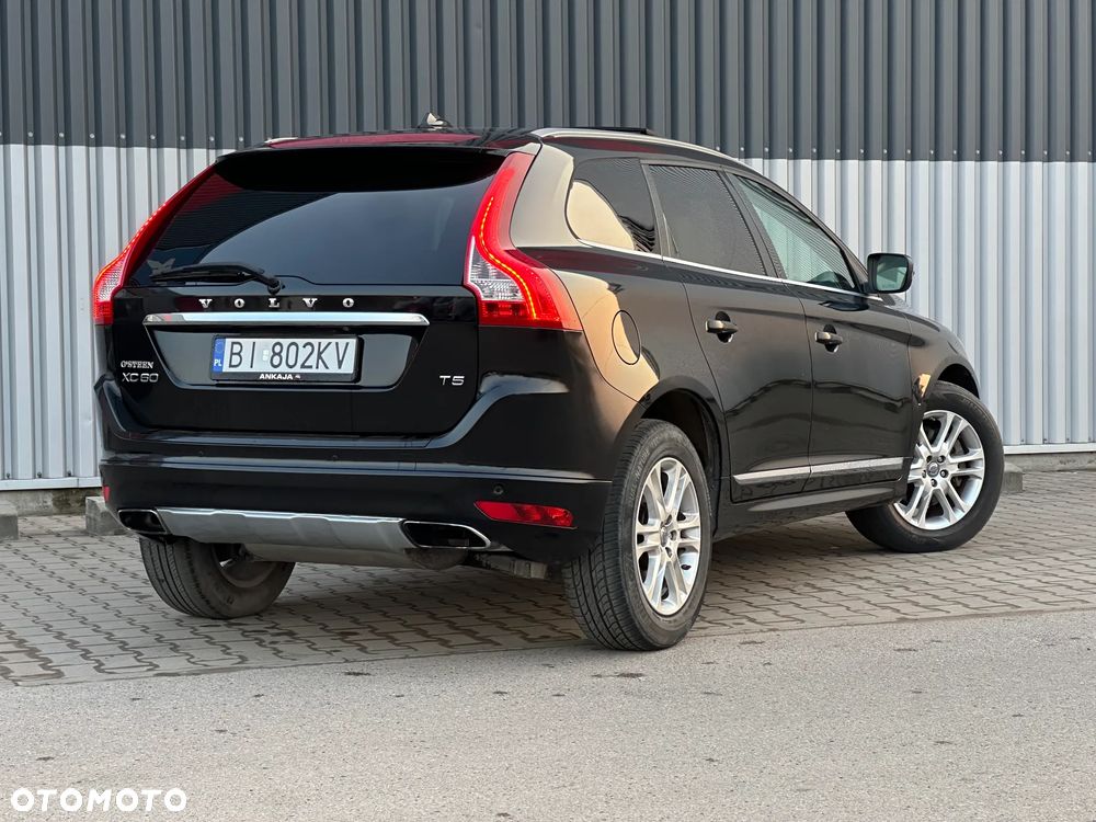 Volvo XC 60 T5 Geartronic Summum - 14