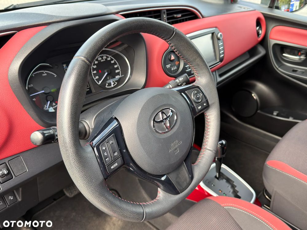 Toyota Yaris 1.5 VVT-i Selection - 18