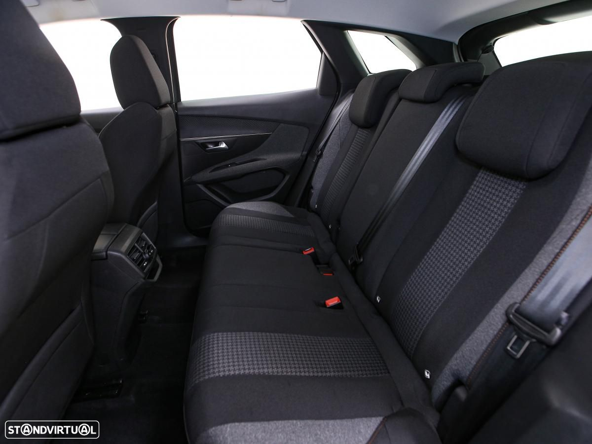 Peugeot 3008 1.5 BlueHDi Active - 9