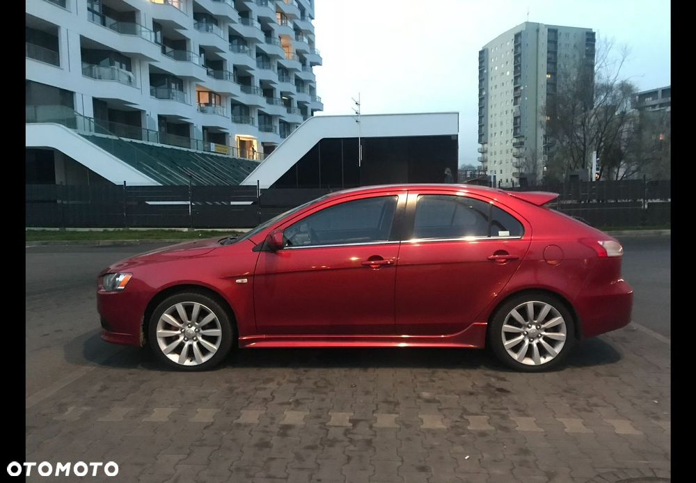 Mitsubishi Lancer 1.8 Invite - 3