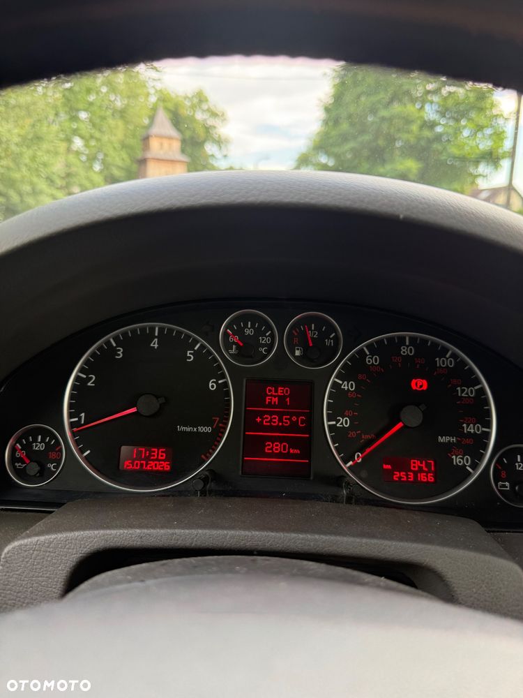Audi A6 Limousine 2.0 - 9
