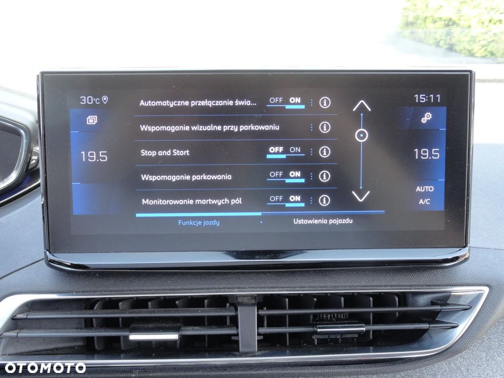 Peugeot 3008 BlueHDi 130 Stop & Start EAT8 Allure - 17