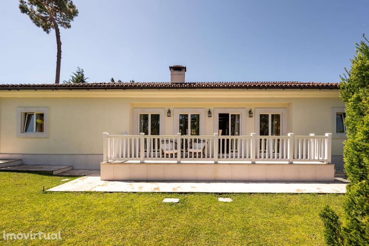 Moradia T5 + 5 com piscina, Aroeira, Almada - Grande imagem: 5/39