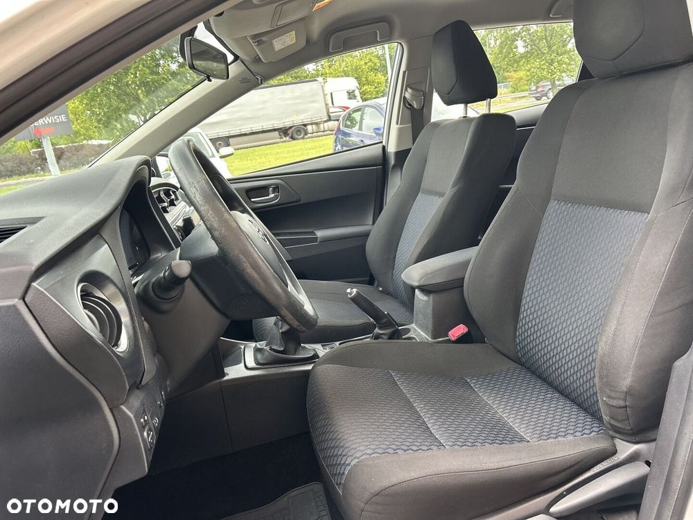 Toyota Auris 1.33 VVT-i Active - 9