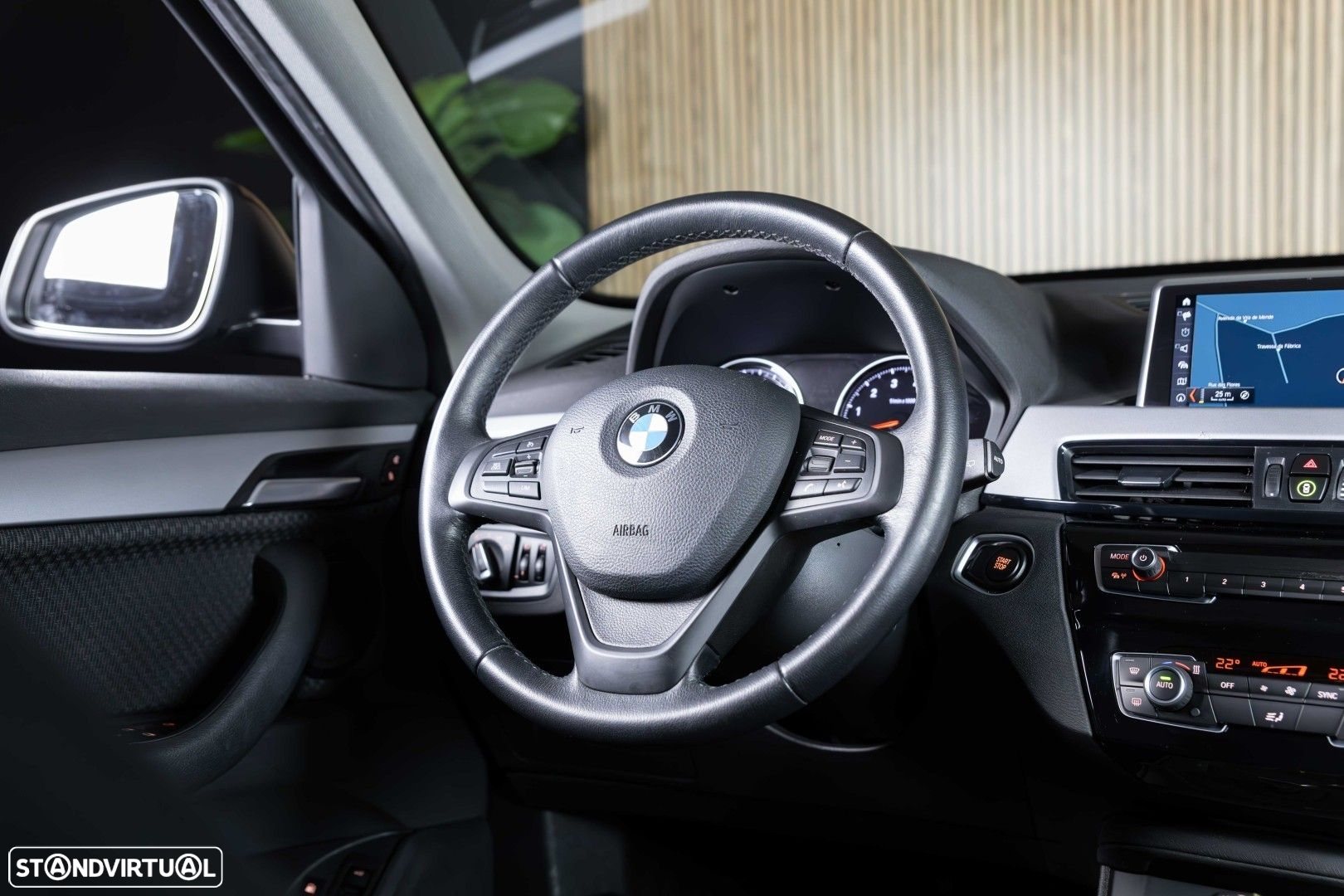 BMW X1 25 e xDrive Corporate Edition - 34