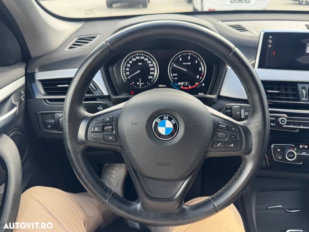 BMW X1 - 11