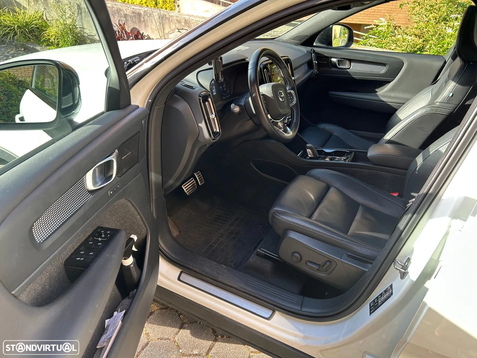 Volvo XC 40 1.5 T5 PHEV R-Design - 6
