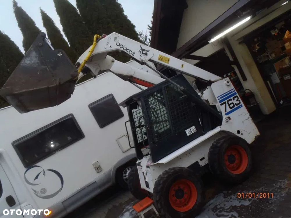 karoseria buda silnik motor ramie siłownik bobcat 763 - 7