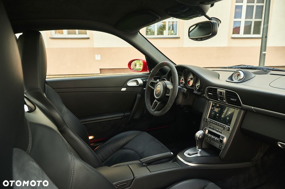 Porsche 911 - 20