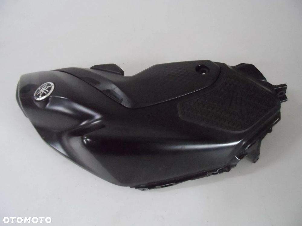 Yamaha MT07 boczek osłona zbiornika P L - 4