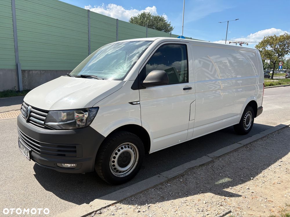 Volkswagen Transporter - 2