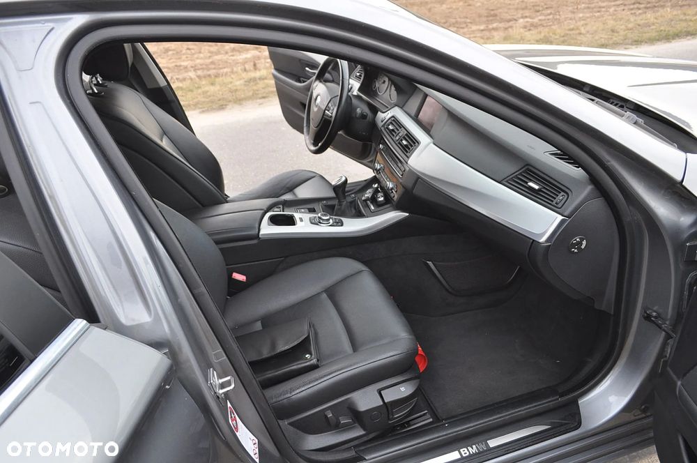 BMW Seria 5 520d Modern Line - 21