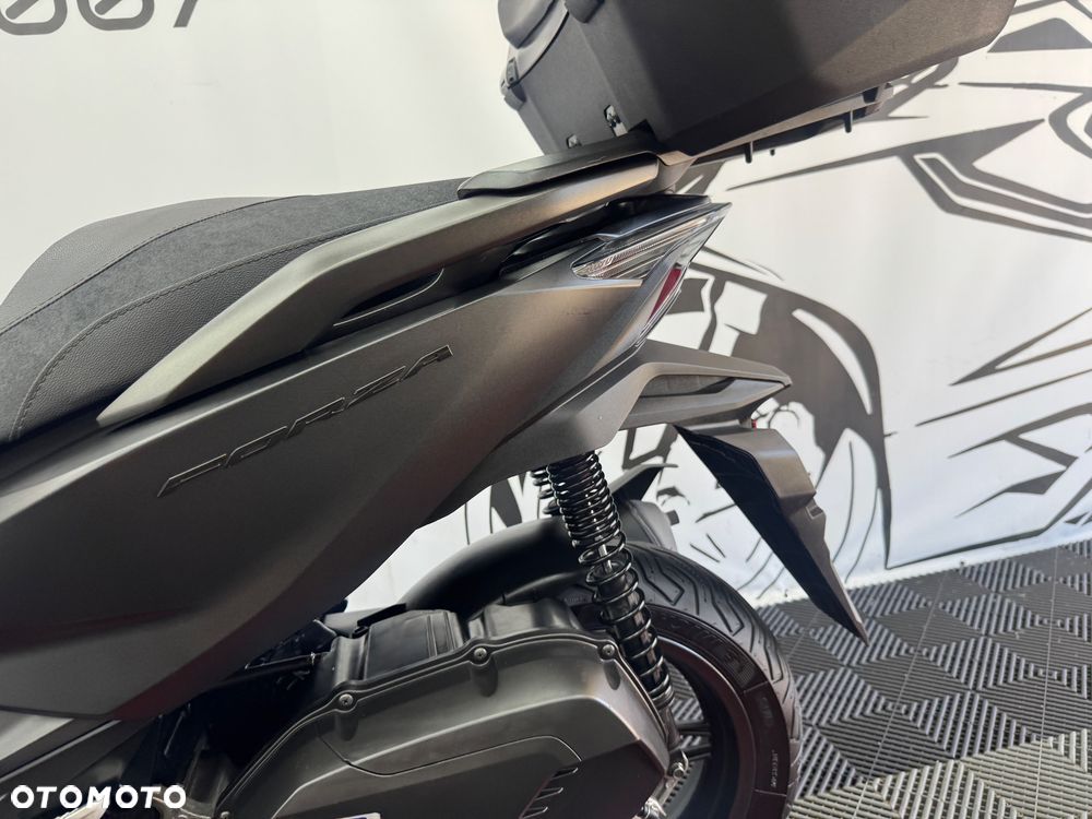 Honda NSS - 16