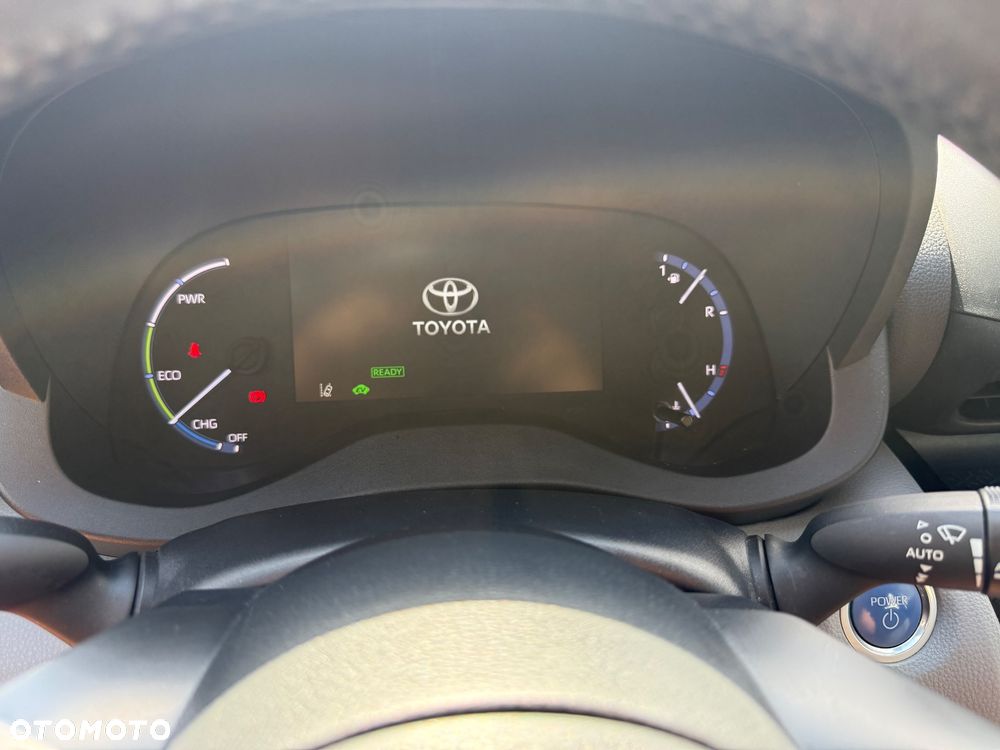 Toyota Yaris Cross 130 1.5 VVT-i AWD-i Style Plus - 23