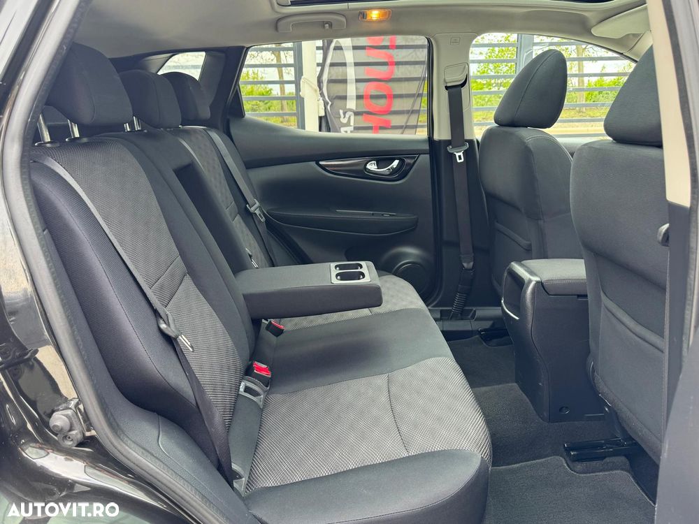 Nissan Qashqai 1.6 DCI Xtronic TEKNA - 18
