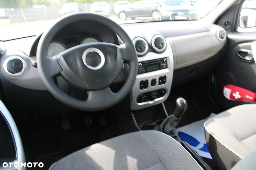 Dacia Logan - 13