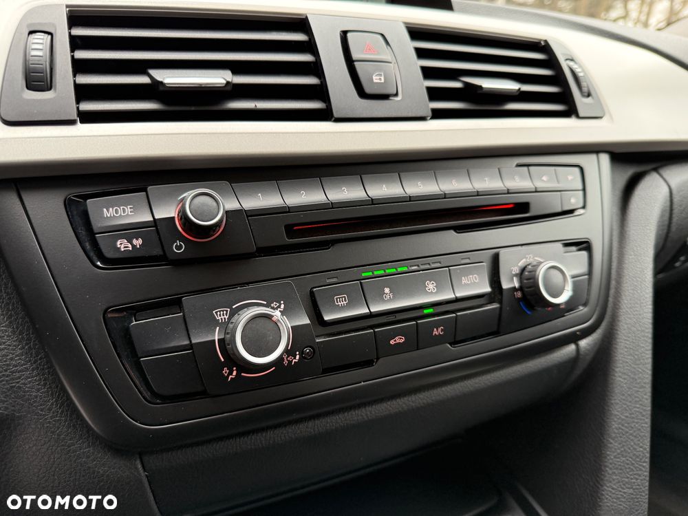 BMW Seria 3 316d - 36